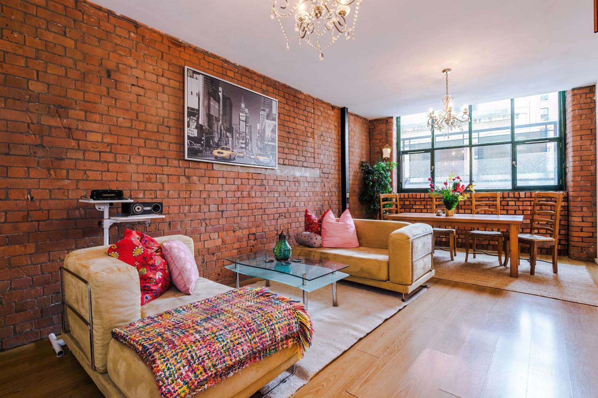 Central Northern Quarter Two Bedroom Apartment แมนเชสเตอร์ ภายนอก รูปภาพ